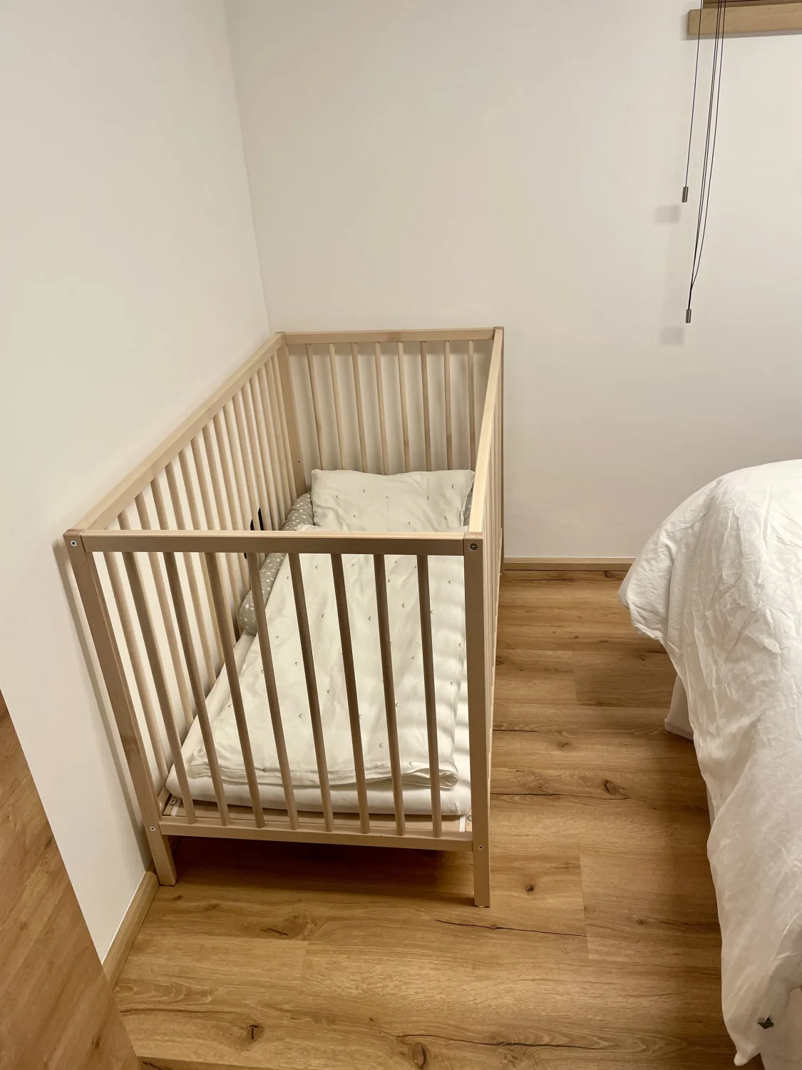 Weinkeller 84 - Babybettchen