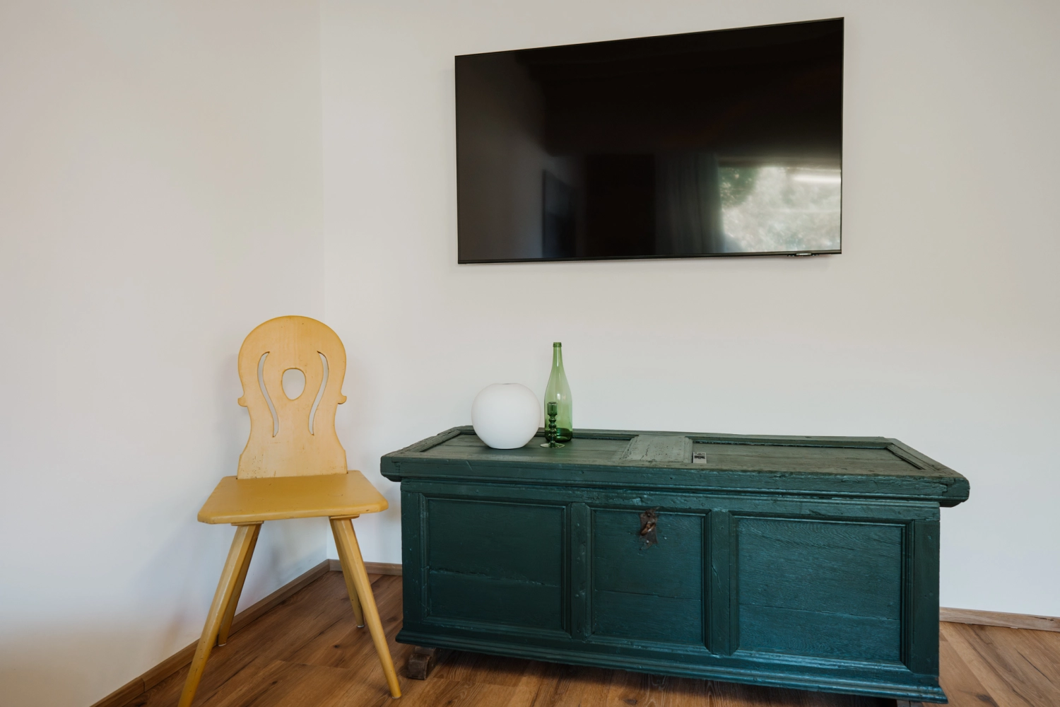 Weinkeller 84 - Wohnzimmer