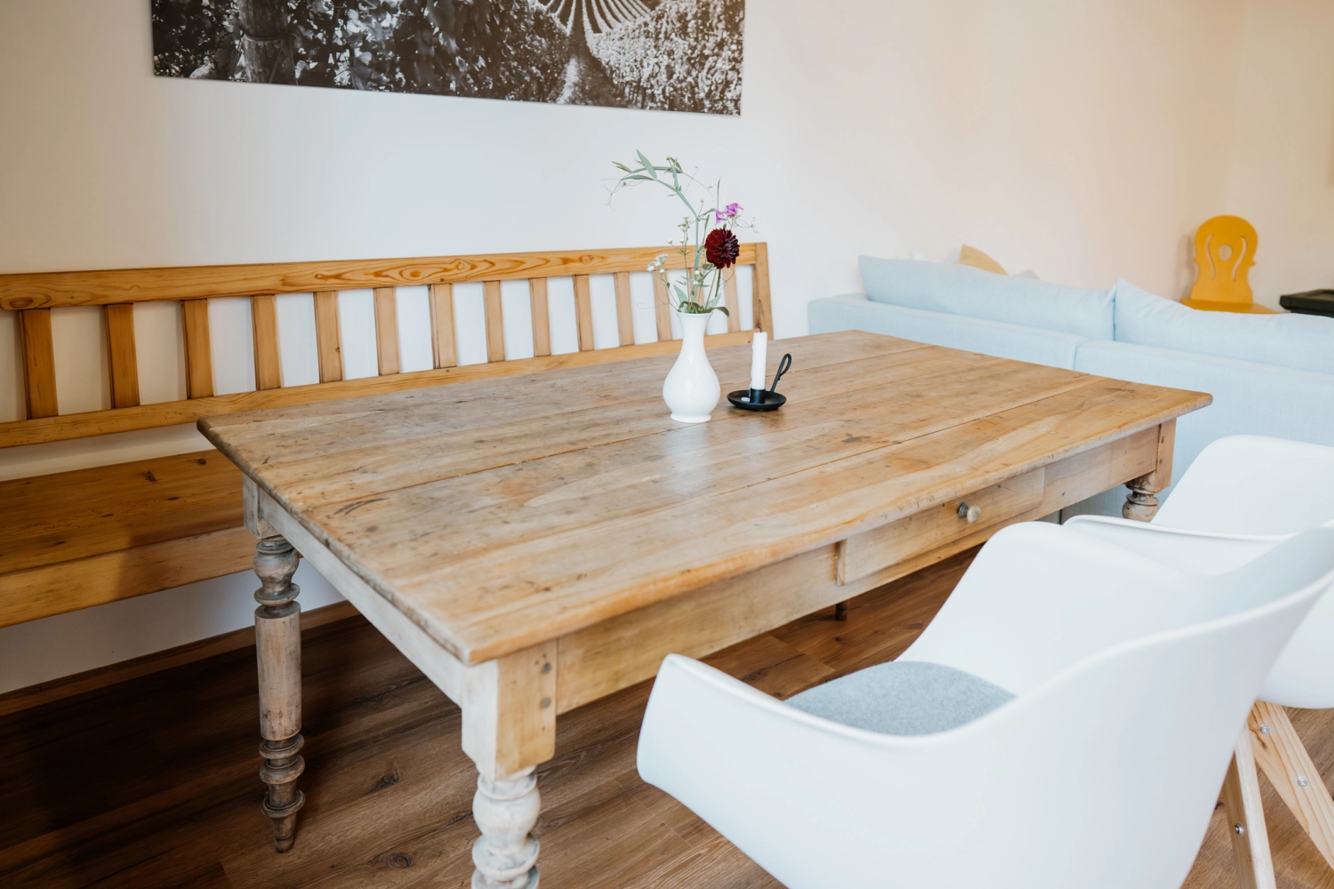 Weinkeller 84 - Esstisch